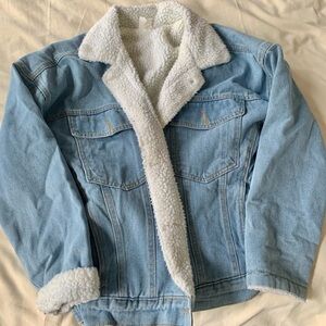 Denim jacket with Sherpa interior